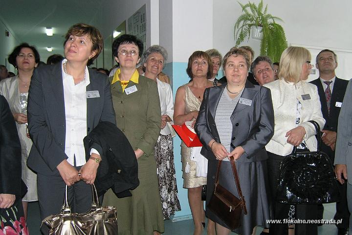 48 Tablica pamiatkowa.jpg